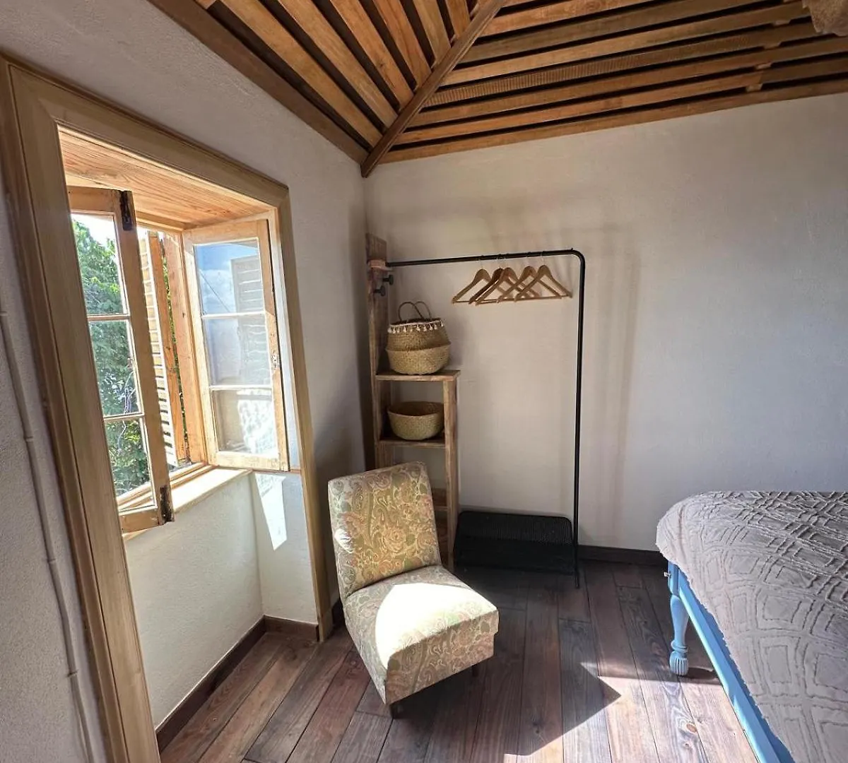 카니코 Casa De Basalto B&B